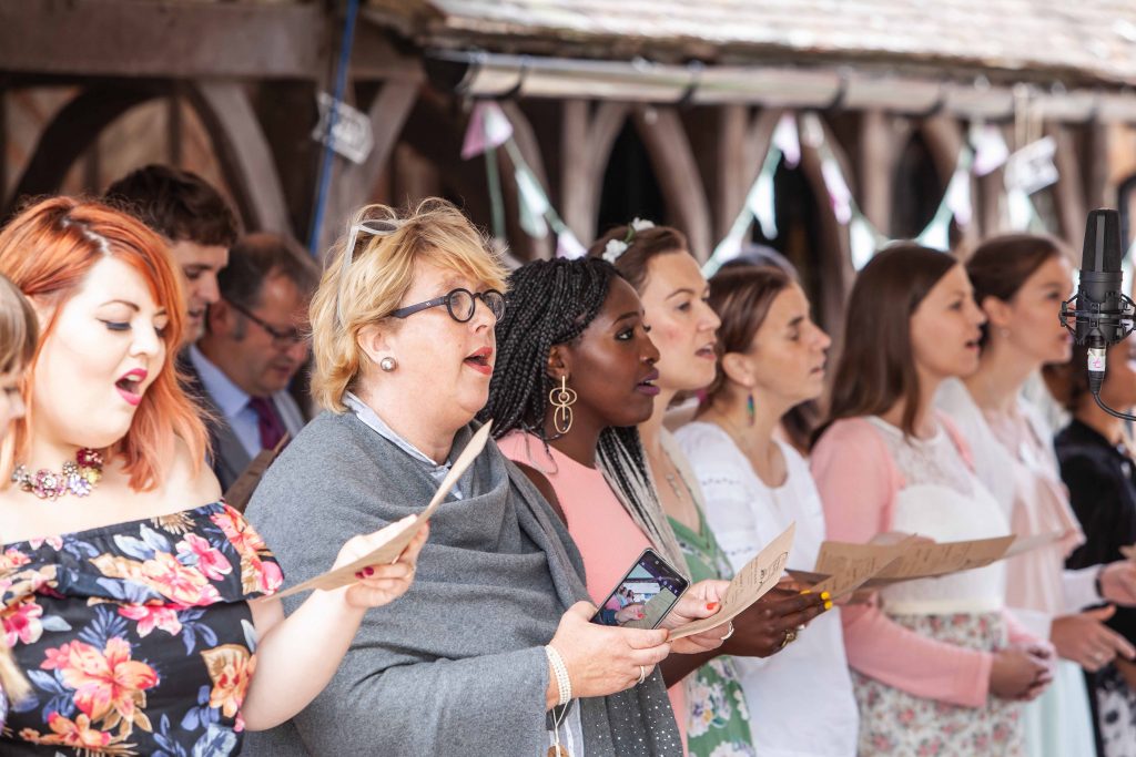 choir singing at wedding