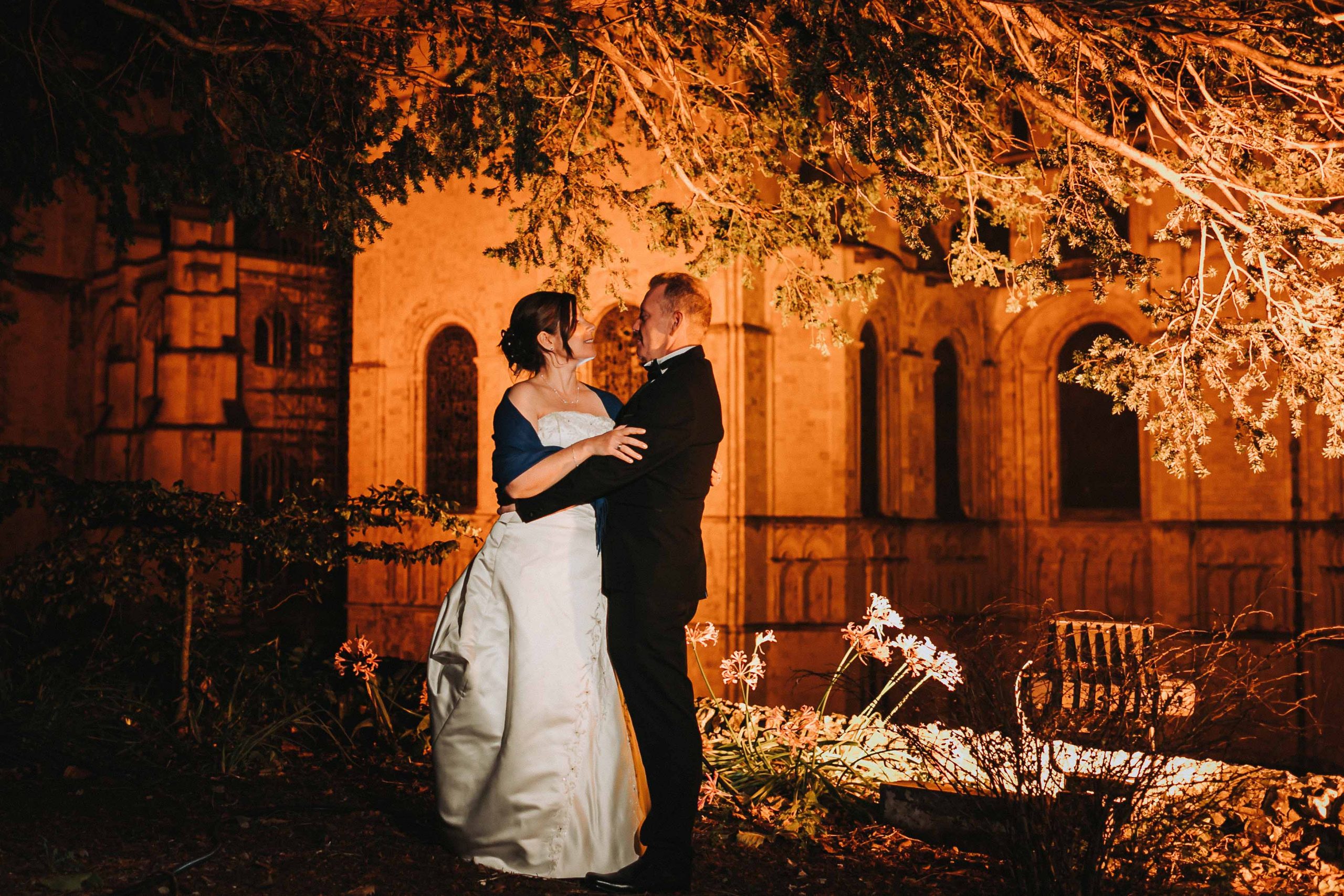 couple portraits at cathedral lodge in Canterbury