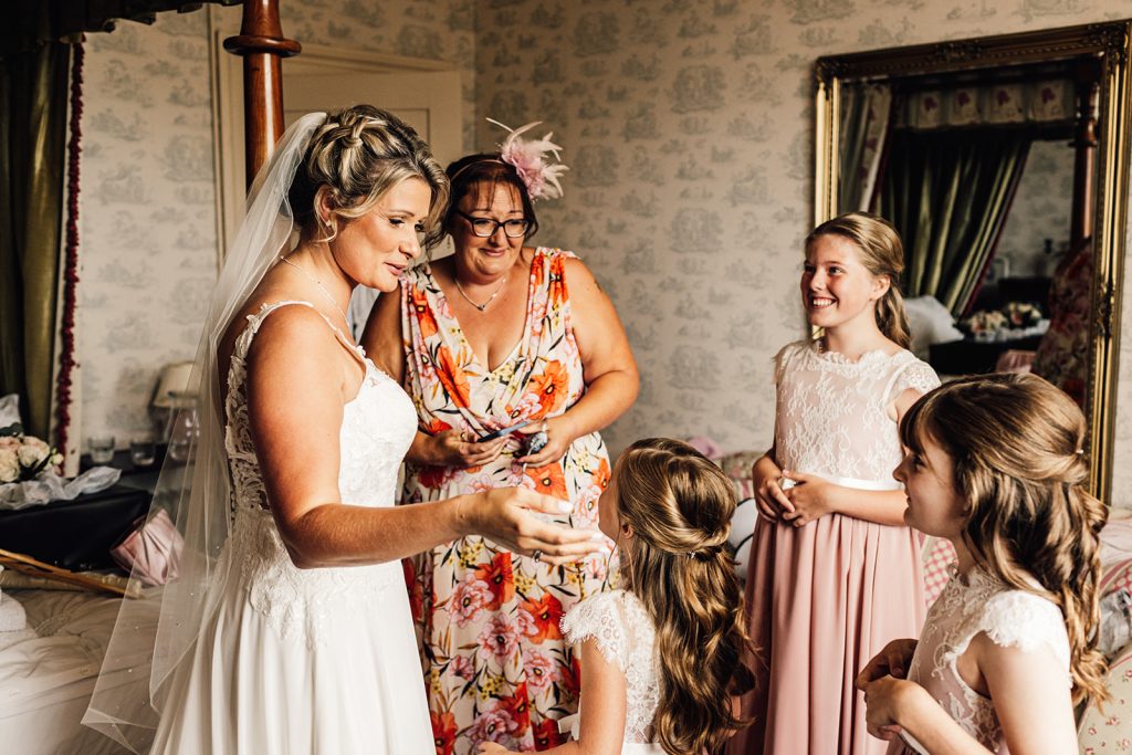 bridal prep moments at Bilsington Priory